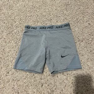 Gray nike pro spandex